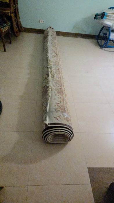 Продаётся ковёр  большой