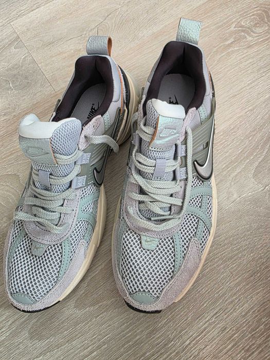 Кроссовки NIKE оригинал