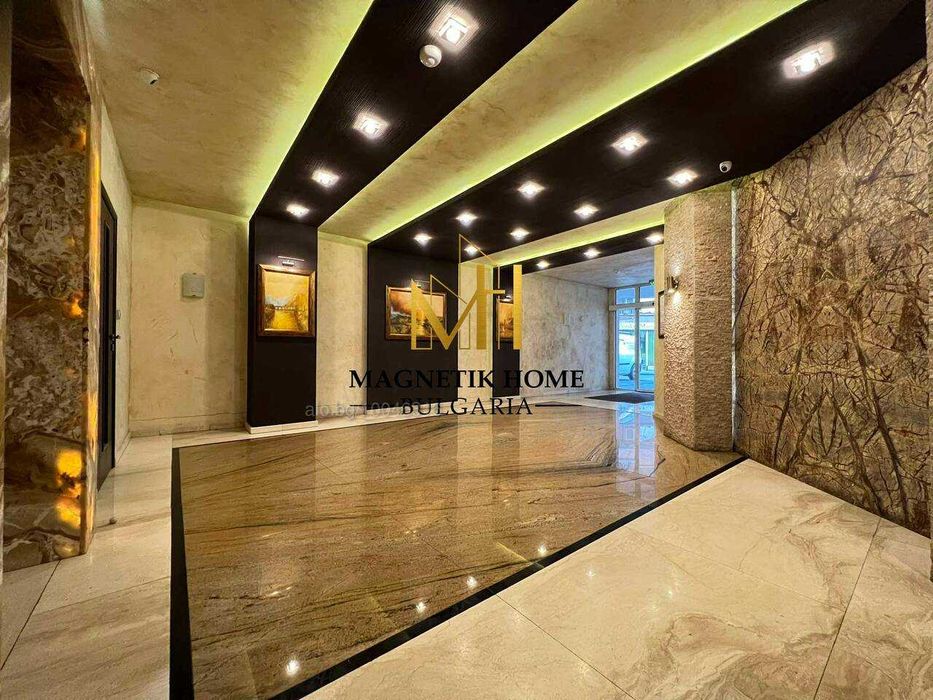 Дава се под наем Двустаен апартамент в Бургас, Лазур - 70 кв.м за 433.5 € - Снимка #1