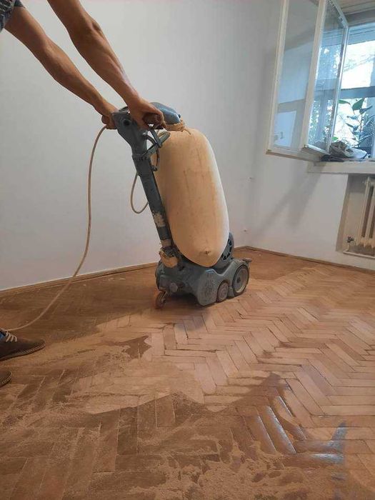 Raschetare, montare parchet