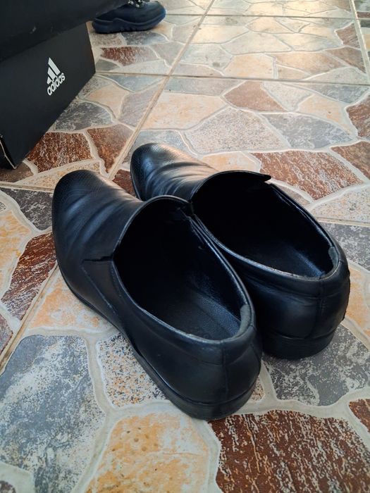 Мъжки обувки 42 номер