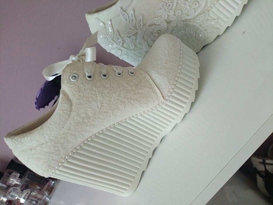 Булченски обувки платформа