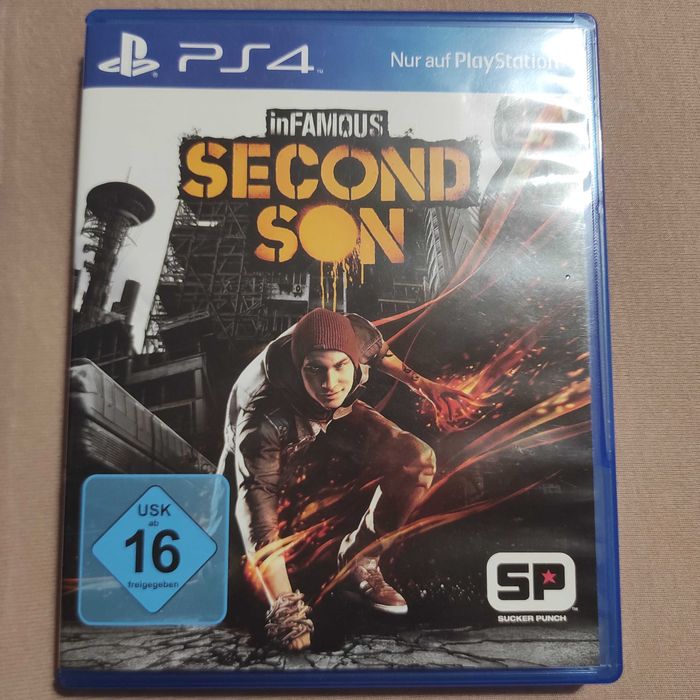 Игри за PS4 Second son и Battlefield. Цената е за брой.