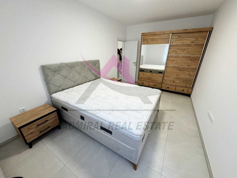 Дава се под наем Двустаен апартамент в Варна, Левски - 55 кв.м за 475 € - Снимка #2