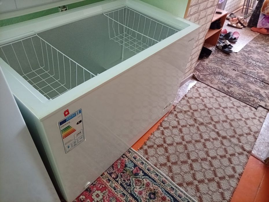 Морозильник на 365 литров
