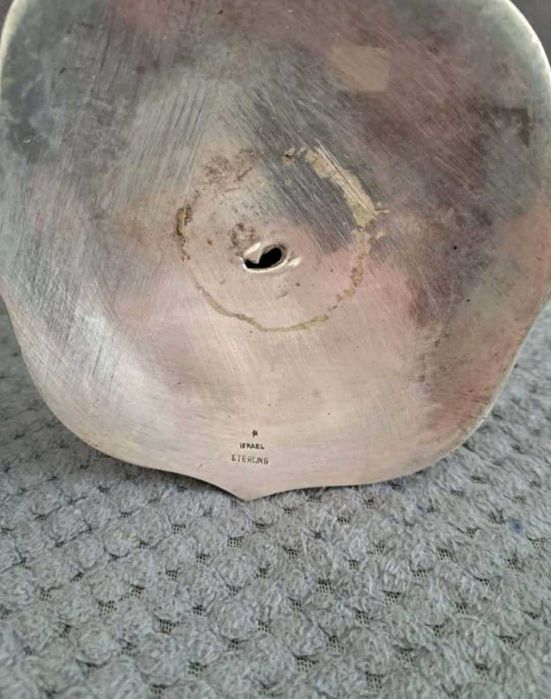 Сребърни свещници