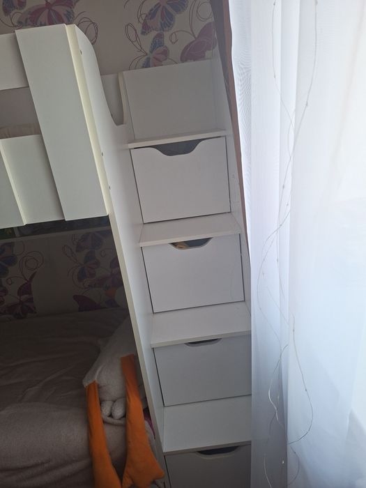 Продам двухъярусную кровать