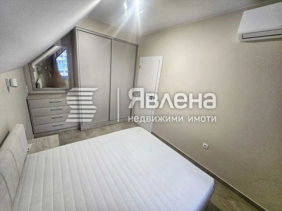 Дава се под наем Тристаен апартамент в София, Център - 89 кв.м за 767 € - Снимка #4