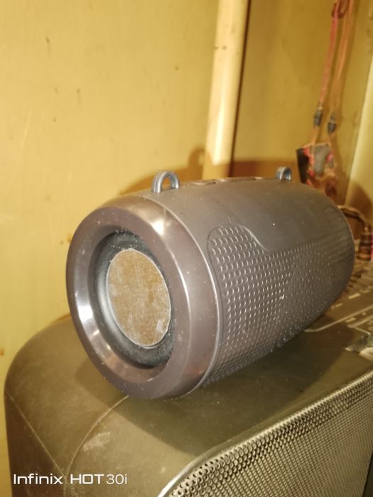 Колонка Bluetooth