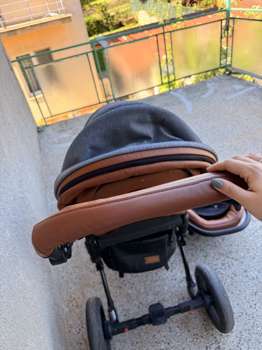 Детска количка Krausmann със зимен и летен кош + столче за кола