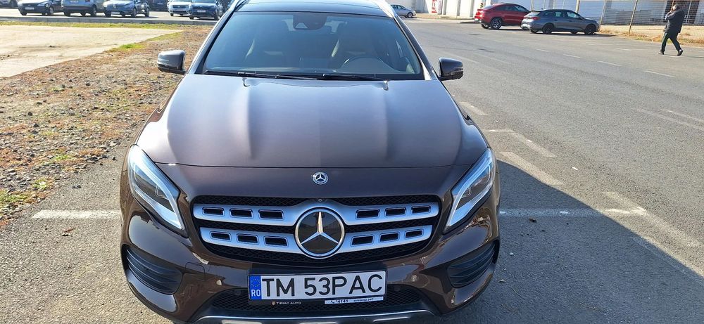 Mercedes-Benz GLA Stare perfecta. Service exclusiv in reteaua Mercedes.