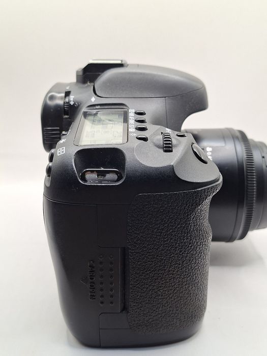 Фотоапарат CANON 7D