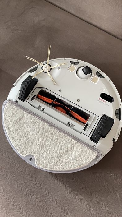 Продам робот пылесос