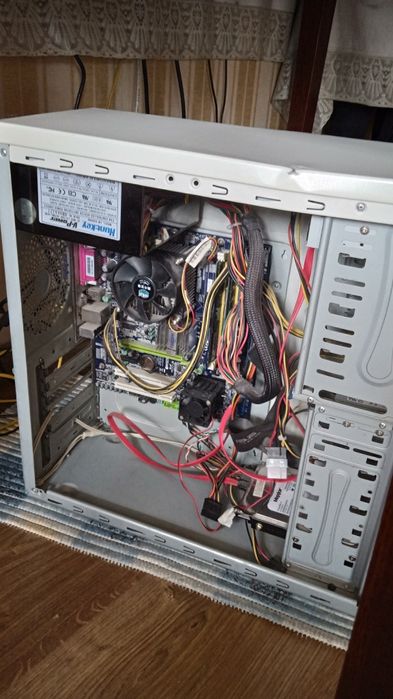 Системный блок. На запчасти