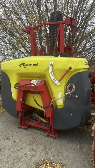 Опрыскиватель Kverneland iXTER B10 (торг)