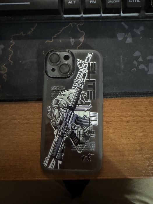 Чехлы на Iphone 15