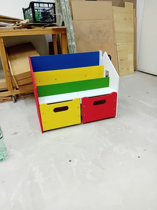 Органайзер за книжки и играчки