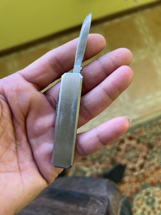 Ножче ножка нож/////////