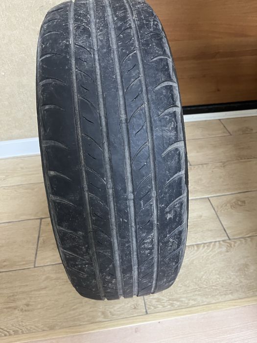 Продаётся комплект шин 16 размер