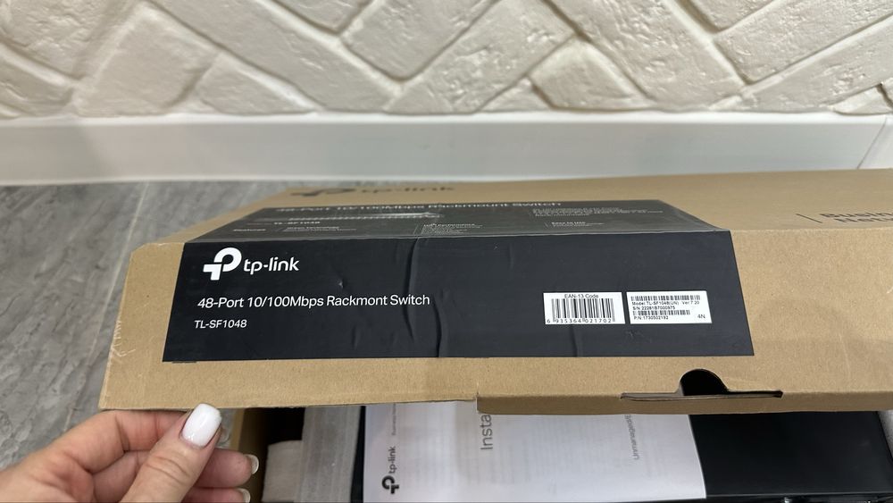 Сетевой коммутатор TP-Link TL-SF1048 (новый)