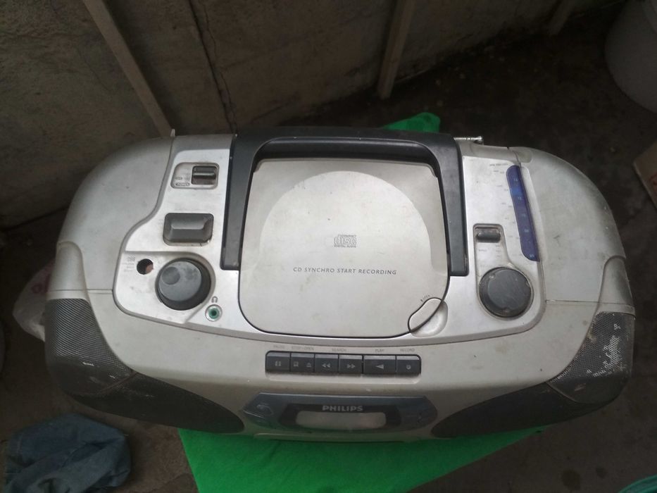 магнитола Philips магнитофон