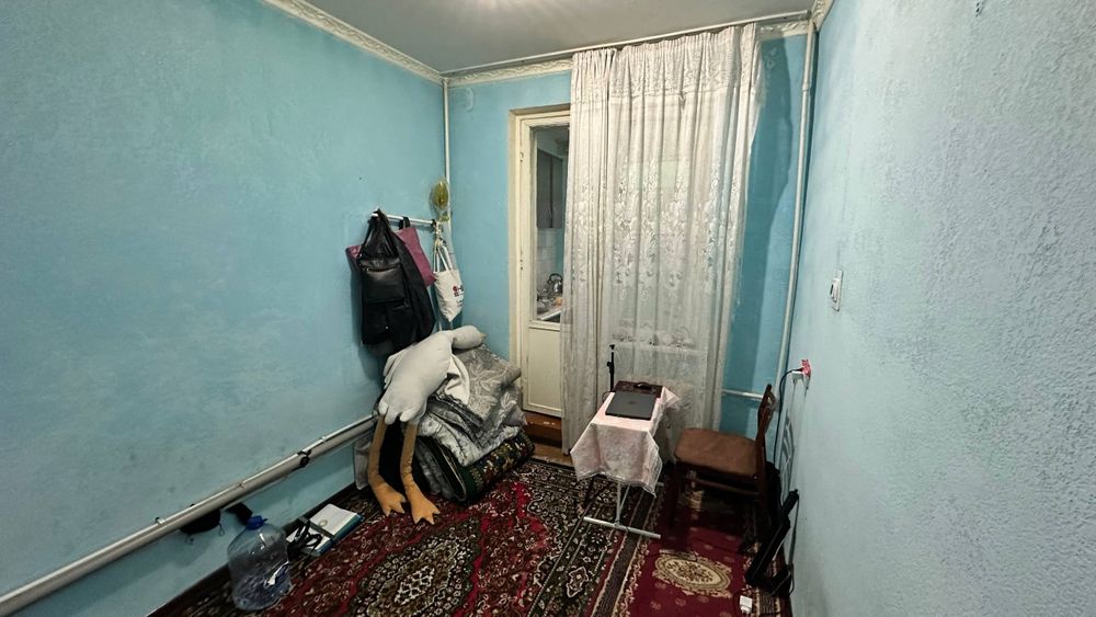 Арзон нархда 1 хонали квартира 3 каватда сотилади  5 микрн