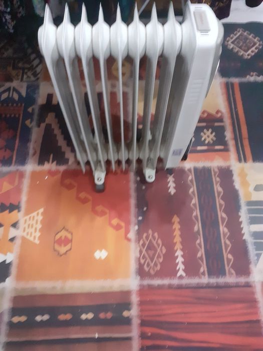 Продам масляный обогреватель