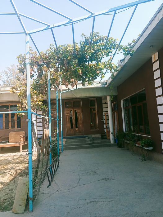 Эски шаҳарда ҳовли сотилади