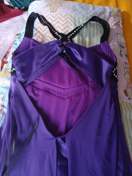 Rochita eleganta satin luata  odată