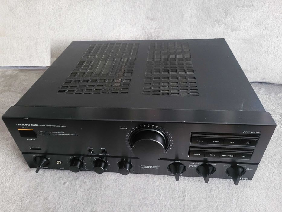 ONKYO Integra A-8700 amplificator Hi-Fi Premium