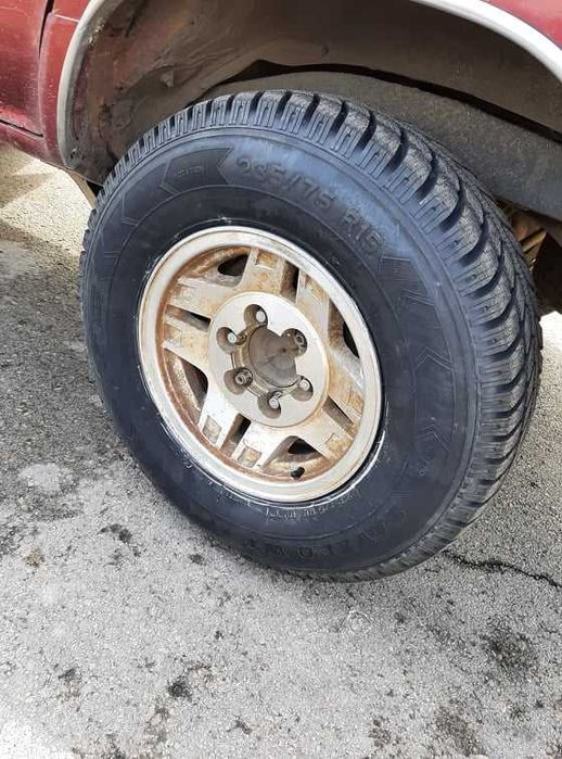 Два комплекта джанти с гуми за Toyota 4 runner 31/10.5/15 и 235/75/15 6х139.7