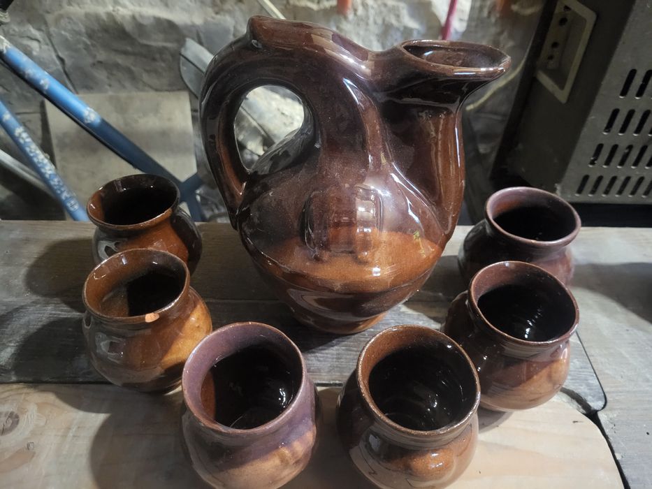 Продавам сервизи за кафе, чай, ядки, десерти и други