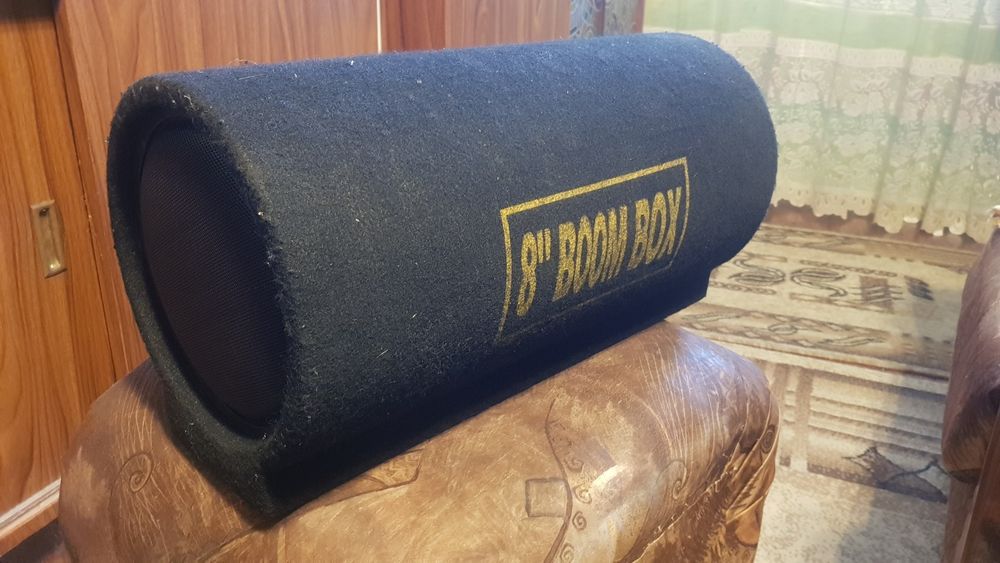 Бас Туба за автомобил