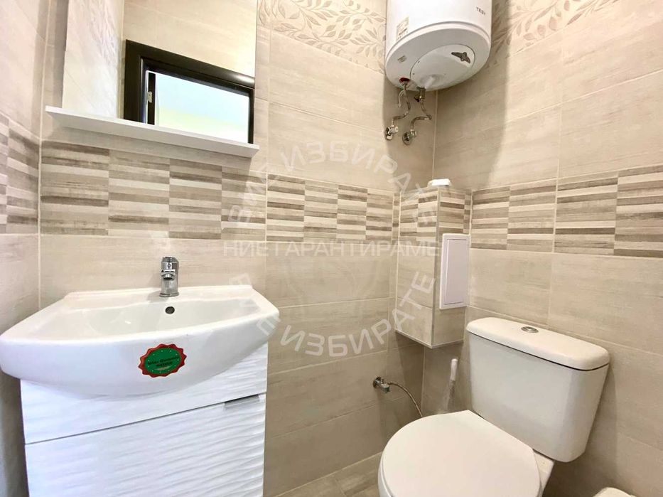 Дава се под наем Магазин в Варна, Колхозен пазар - 33 кв.м за 331.5 € - Снимка #2