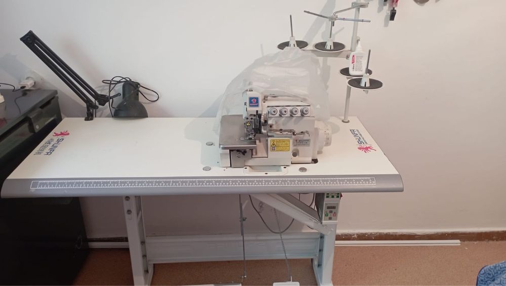 Продам промышленный оверлок