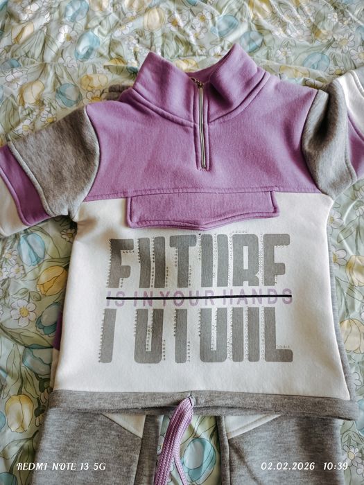 Продам костюмы на весну 5-6 лет