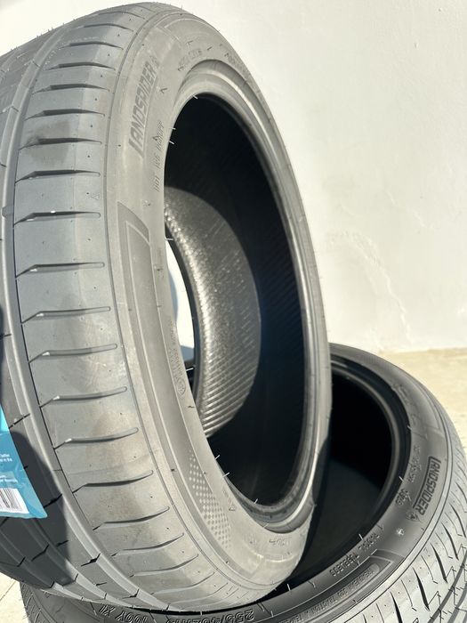 Нови летни гуми LANDSPIDER SPORTRAXX UHP 255/40R19 100Y XL Нов DOT