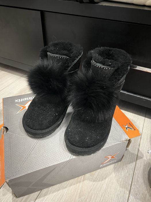 Зимние уги для девочки