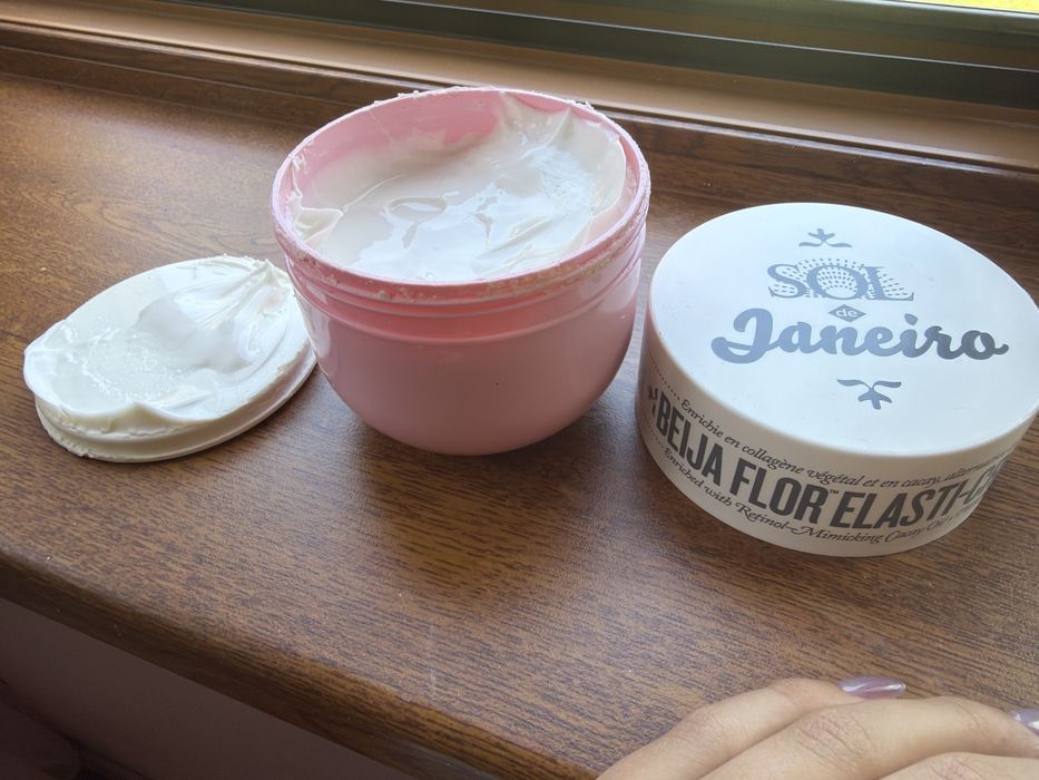 Sol de Janeiro Beija Flor Elasti Cream/Сол де Жанейро крем за тяло