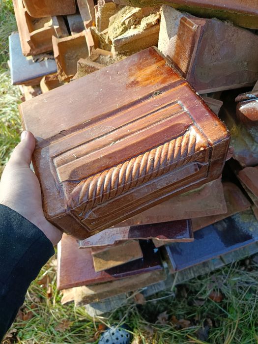 Vând două teracote demontate