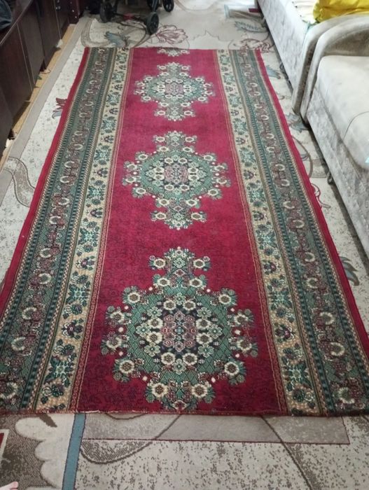 Продам ковры в хорошем состоянии