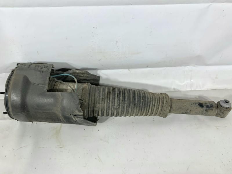 Perna de aer dreapta spate Audi A8 4H D4 4H0616002M