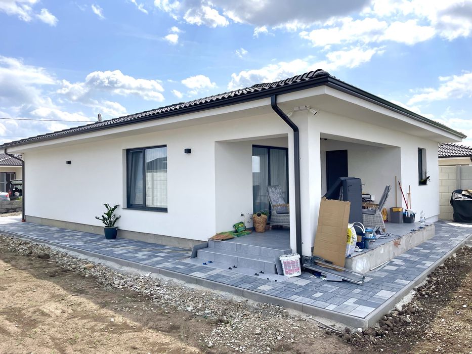 Casa noua la cheie Oradea - Cheriu -Gaz , Canal , Apa retea - GARD