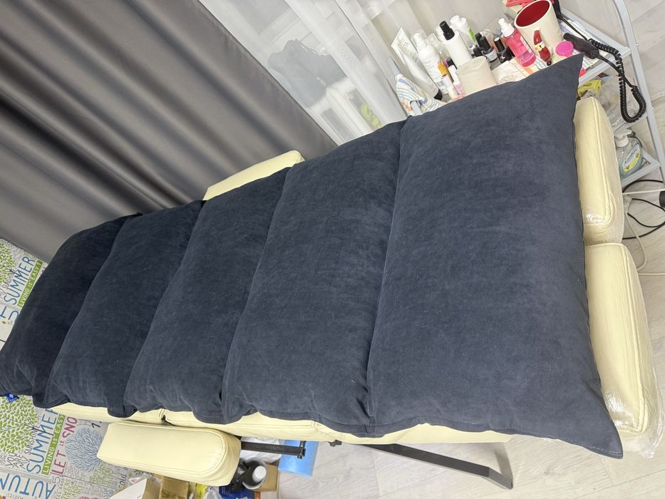 Матрас для кушетки .