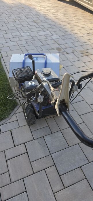 Utilaj  pt diferite activități model profesional