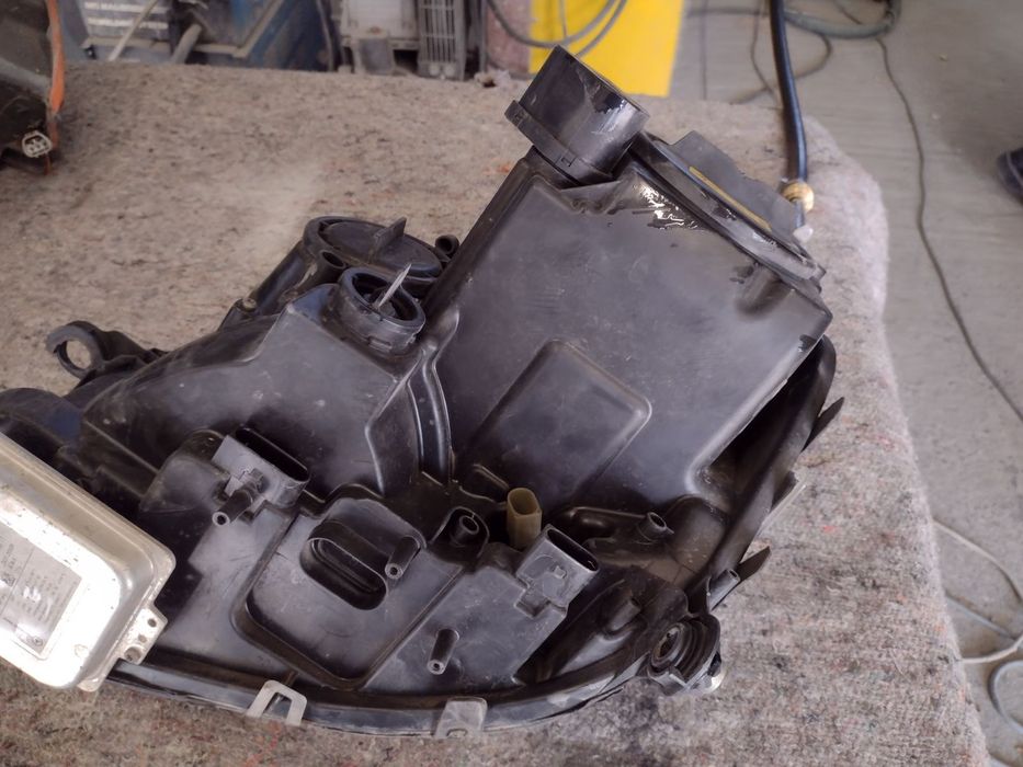 Mercedes ML 164 десен фар  2010-2013