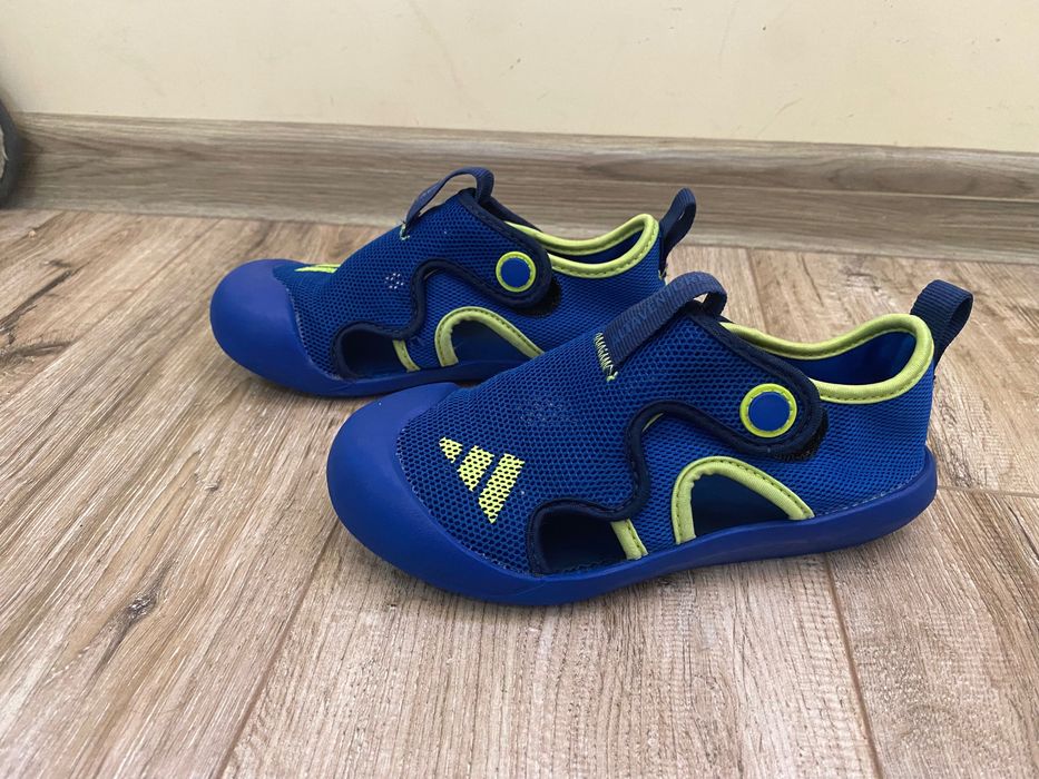 Adidas сандали за момче 30номер