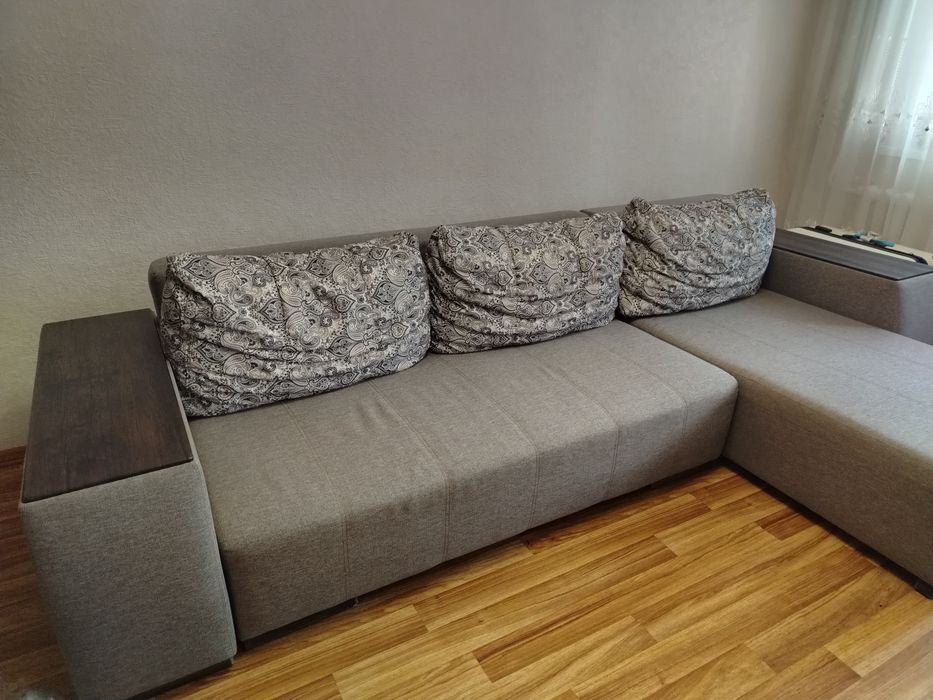 Продам угловой диван