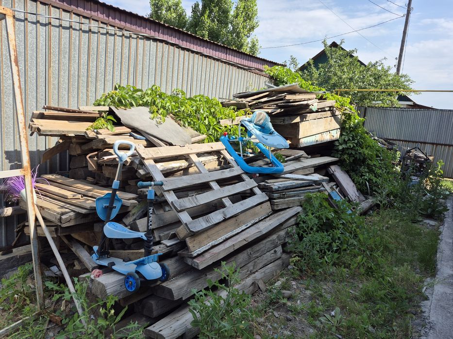 Продам  драва и  материалы