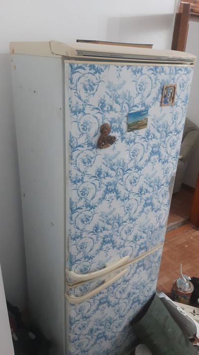 Продам холодильник